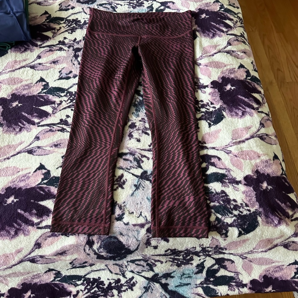 Short leggings